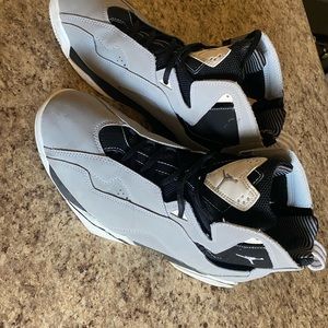 Air Jordan True Flight Basketball Shoes